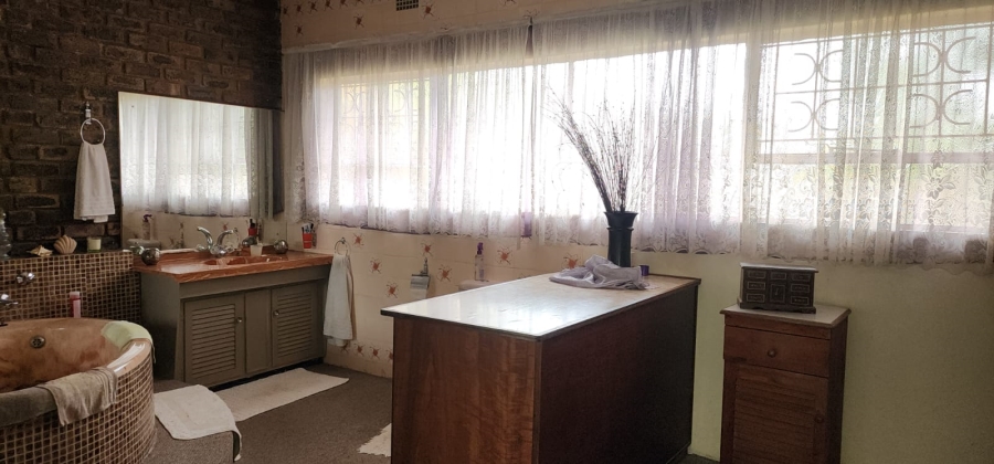 4 Bedroom Property for Sale in Stilfontein Ext 4 North West